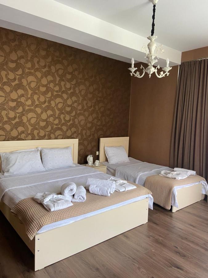 Borjomi Central Hotel Eksteriør billede