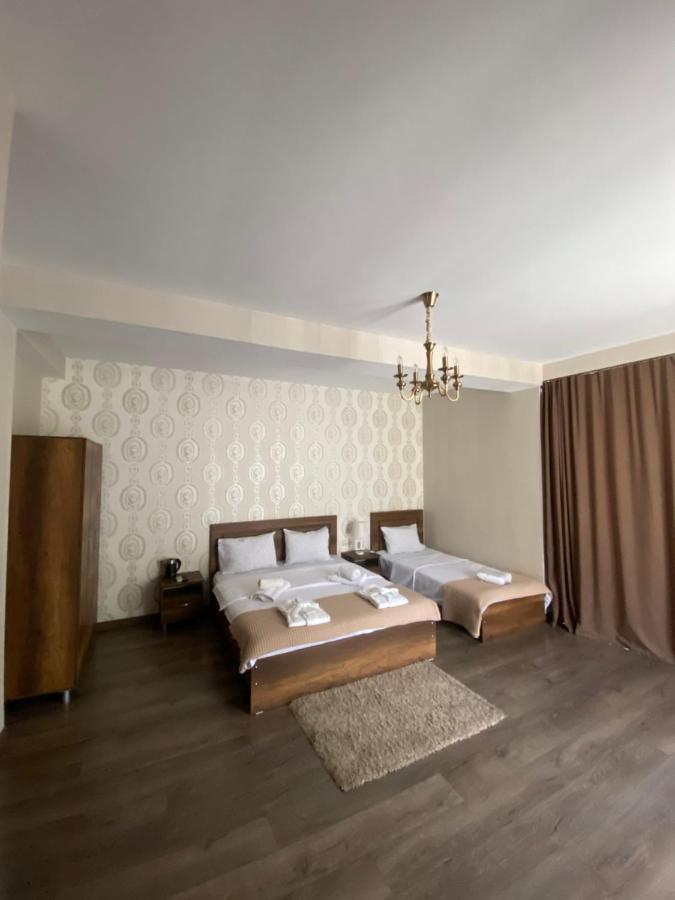 Borjomi Central Hotel Eksteriør billede