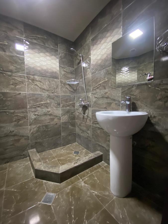 Borjomi Central Hotel Eksteriør billede