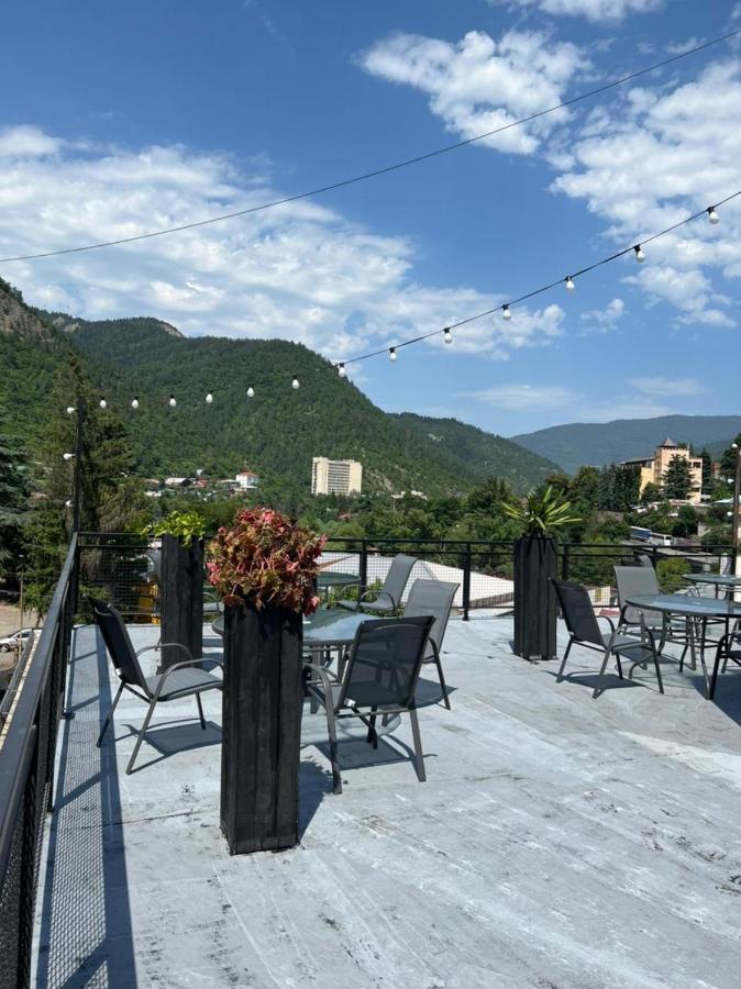 Borjomi Central Hotel Eksteriør billede